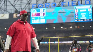 Bucs' Todd Bowles ridiculed on social media for not using final timeout in loss to Lions