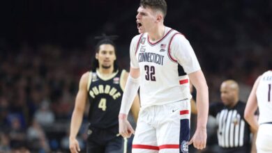 UConn’s Donovan Clingan declares for 2024 NBA Draft after back-to-back title wins