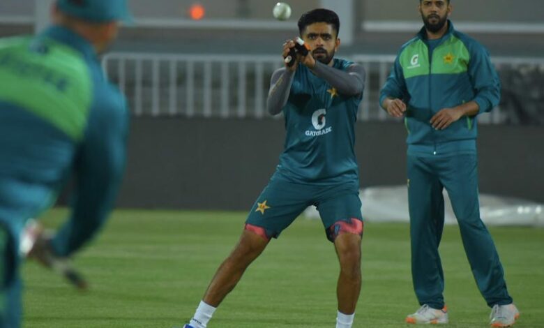 Fight In Pakistan Camp Before T20 World Cup? Babar Azam, Imad Wasim Animated Chat Gets Internet Talking