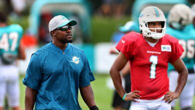 Vikings coach Brian Flores takes the high road following Tua Tagovailoa’s sharp criticism