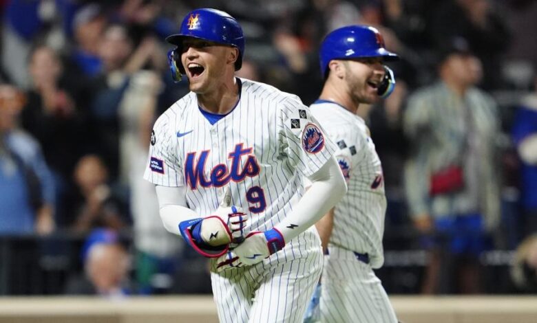 Sep 22, 2024; New York City, New York, USA; New York Mets left fielder Brandon Nimmo (9) reacts to hitting a home run as he rounds the bases against the Philadelphia Phillies during the sixth inning at Citi Field.