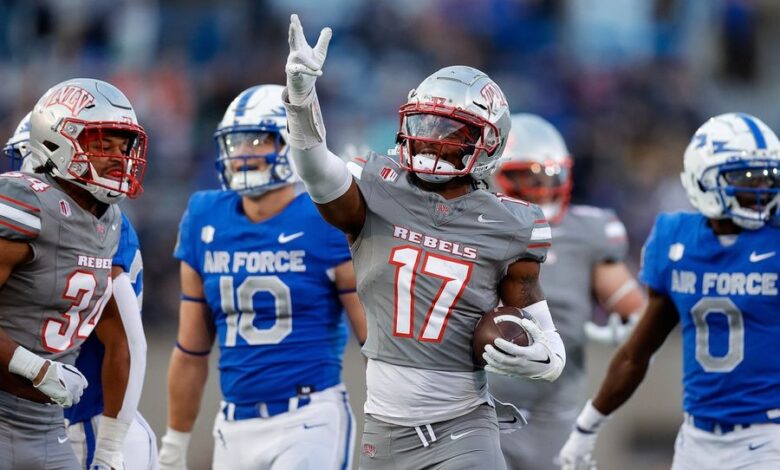 NCAA Football: UNLV at Air Force