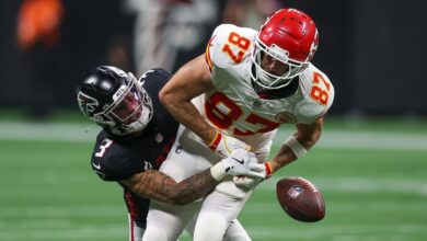 Super Bowl champ suggests Travis Kelce not completely focused on football after latest quiet game