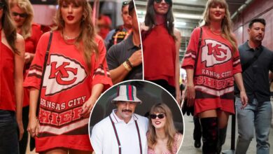 Taylor Swift arrives at boyfriend Travis Kelce's Chiefs game