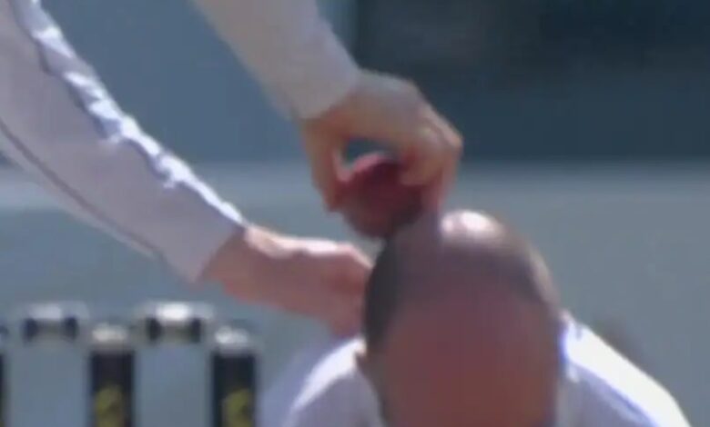 Joe Root Shines Ball Using Jack Leach's Head, Internet In Splits, During Pakistan vs England 1st Test. Watch