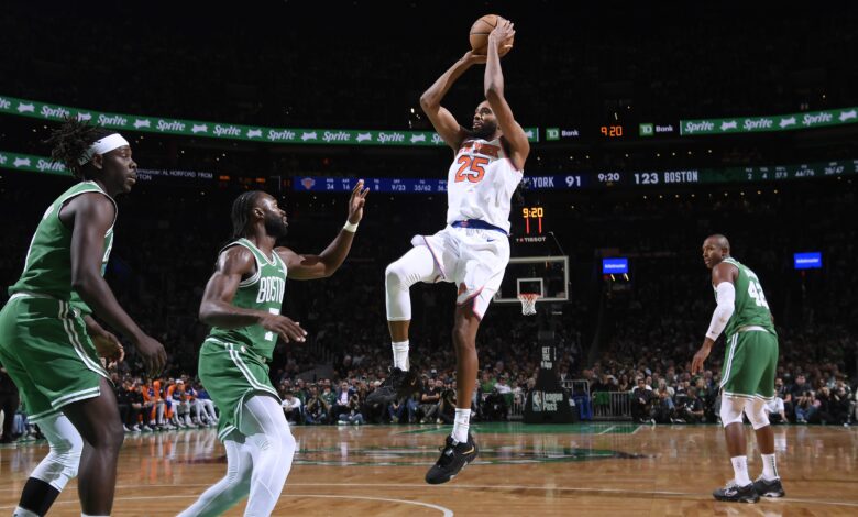 Mikal Bridges struggles on both ends of floor in rough Knicks debut