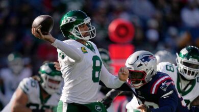 Patriots shock reeling Jets with late touchdown to beat AFC East rival