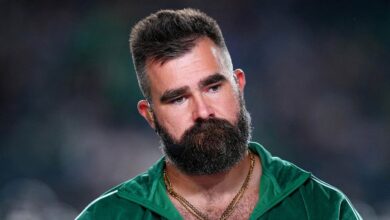 Jason Kelce smashes Penn State fan's phone for using homophobic slur to attack Travis Kelce, Taylor Swift