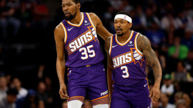 The Suns got off to an 8-1 start prior to injuries to Kevin Durant and Bradley Beal. (David Berding/Getty Images)