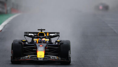 SAO PAULO, BRAZIL - NOVEMBER 03: Max Verstappen of the Netherlands driving the (1) Oracle Red Bull Racing RB20 on track during the F1 Grand Prix of Brazil at Autodromo Jose Carlos Pace on November 03, 2024 in Sao Paulo, Brazil. (Photo by Mark Thompson/Getty Images)